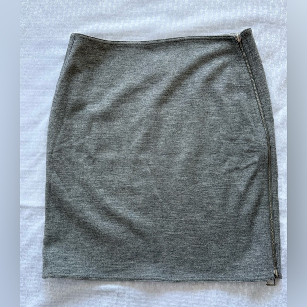 AKRIS Wool double-faced, gray pencil skirt